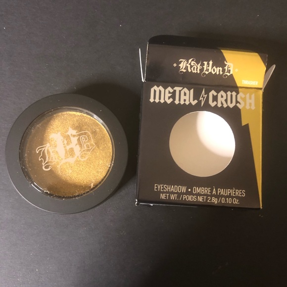 COPY - Kat Von D “Thrasher” - Picture 3 of 5